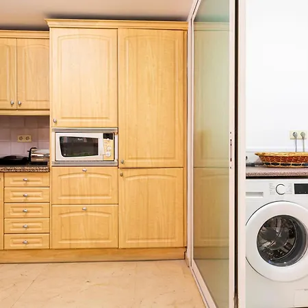 Pass The Keys Charming Andalusian Ground Floor With Patio Apartment *
