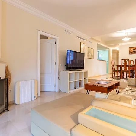 Apartment Pass The Keys Charming Andalusian Ground Floor With Patio *