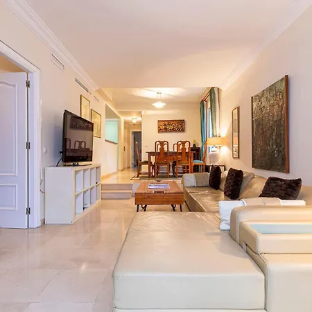 Apartment Pass The Keys Charming Andalusian Ground Floor With Patio Marbella